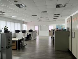 Leong Huat Building (D13), Factory #575462071